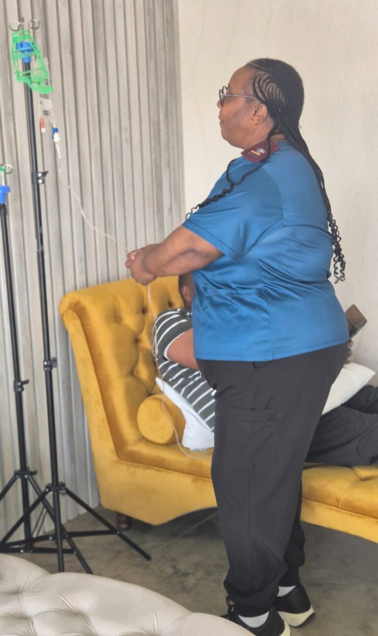 4237757255c841bba3e7712a823961-dripology-by-bev-inspiration-2a47bb4af116438282ce42453921fc-booksy